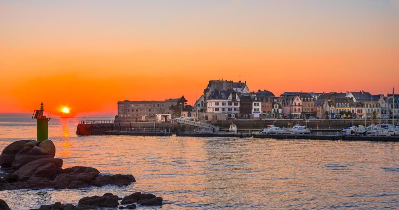 Appartement Centre Ville Concarn Home Concarneau Exterior photo